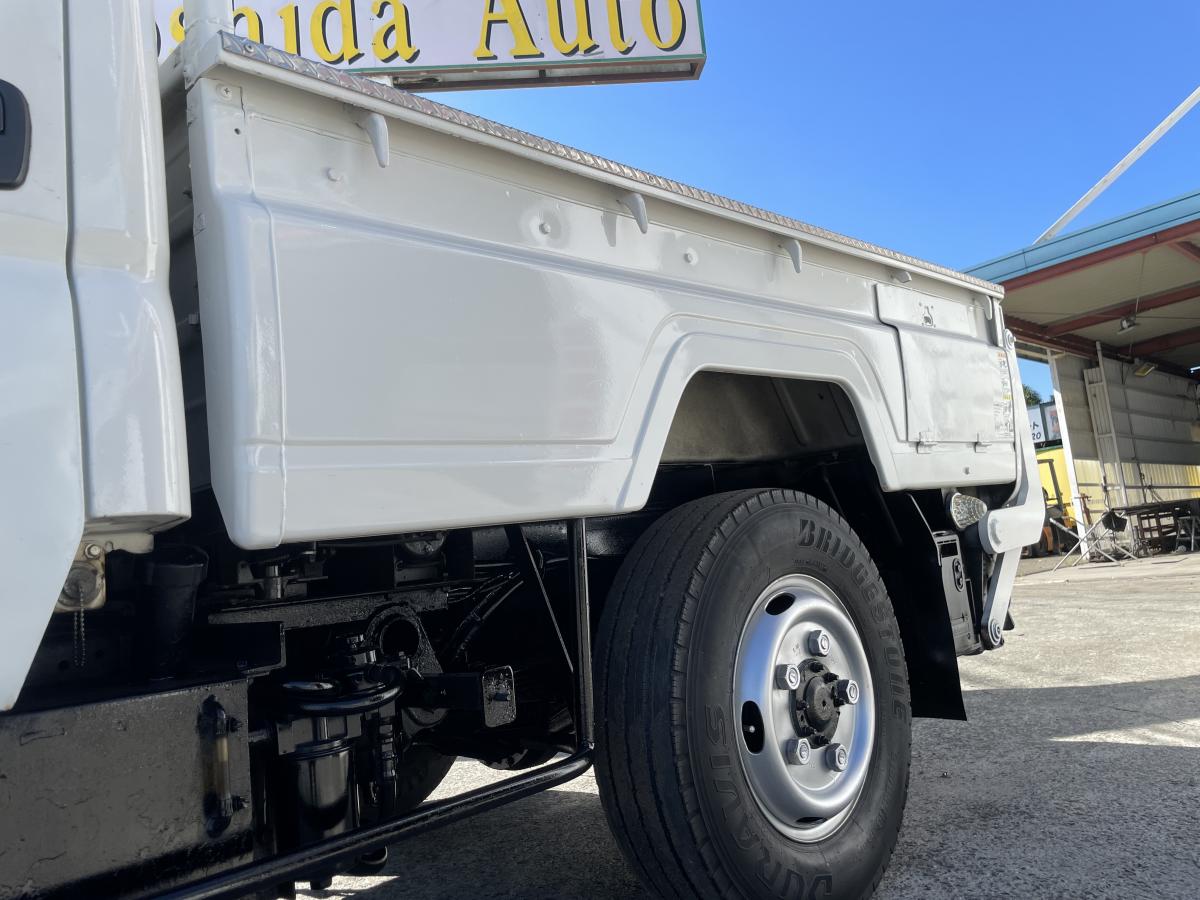 H17トヨエース Wキャブ アーム式パワーゲート ウインチ付|中古トラックの販売・買取・査定のアイナビ