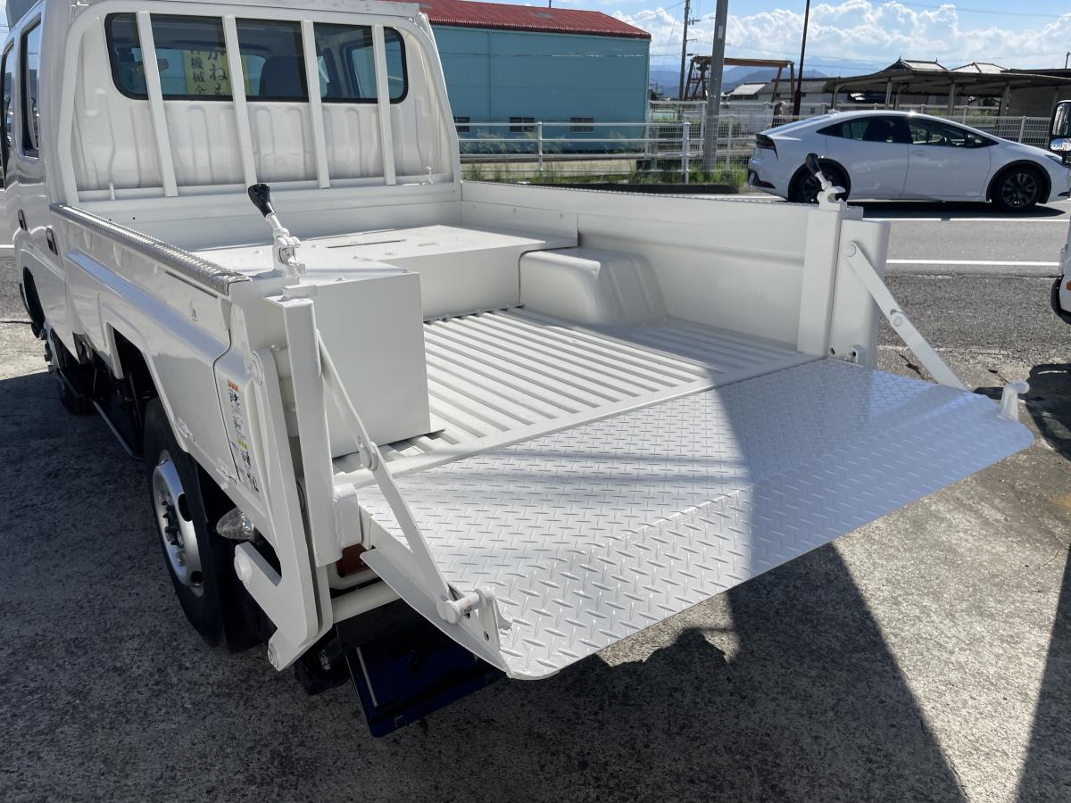 H17トヨエース Wキャブ アーム式パワーゲート ウインチ付|中古トラックの販売・買取・査定のアイナビ