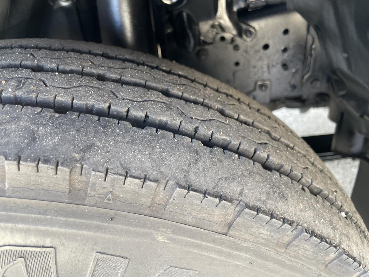 H17トヨエース Wキャブ アーム式パワーゲート ウインチ付|中古トラックの販売・買取・査定のアイナビ