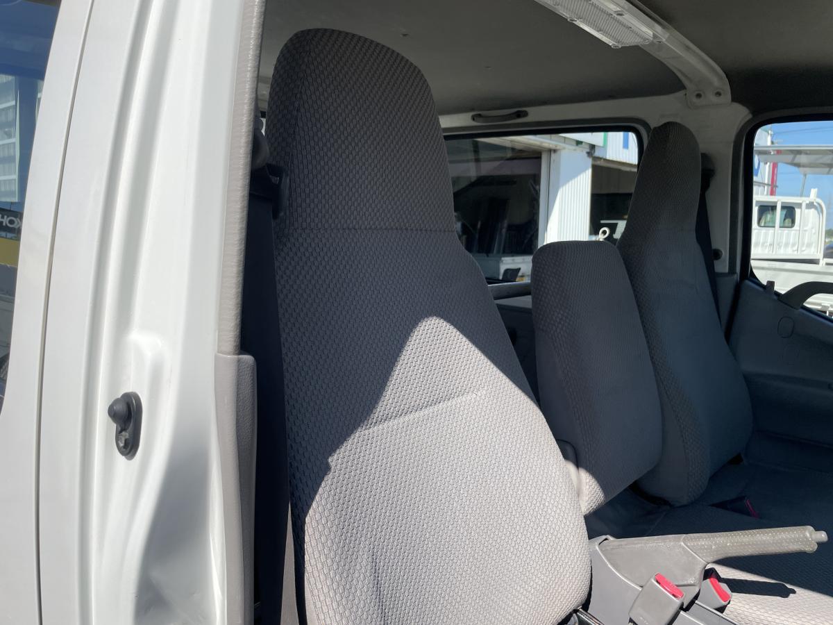 H17トヨエース Wキャブ アーム式パワーゲート ウインチ付|中古トラックの販売・買取・査定のアイナビ