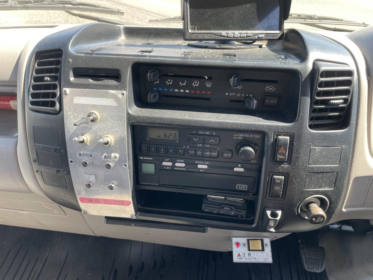 H17トヨエース Wキャブ アーム式パワーゲート ウインチ付|中古トラックの販売・買取・査定のアイナビ