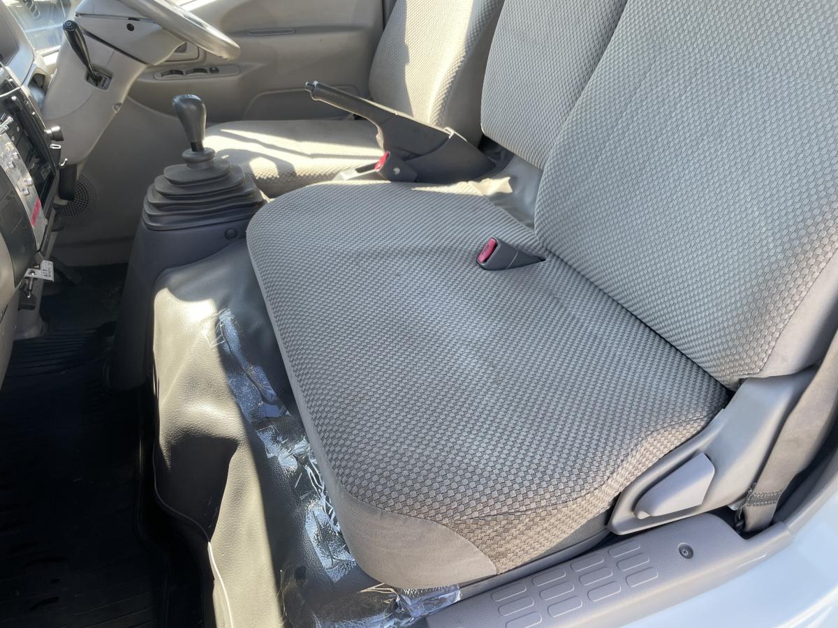 H17トヨエース Wキャブ アーム式パワーゲート ウインチ付|中古トラックの販売・買取・査定のアイナビ