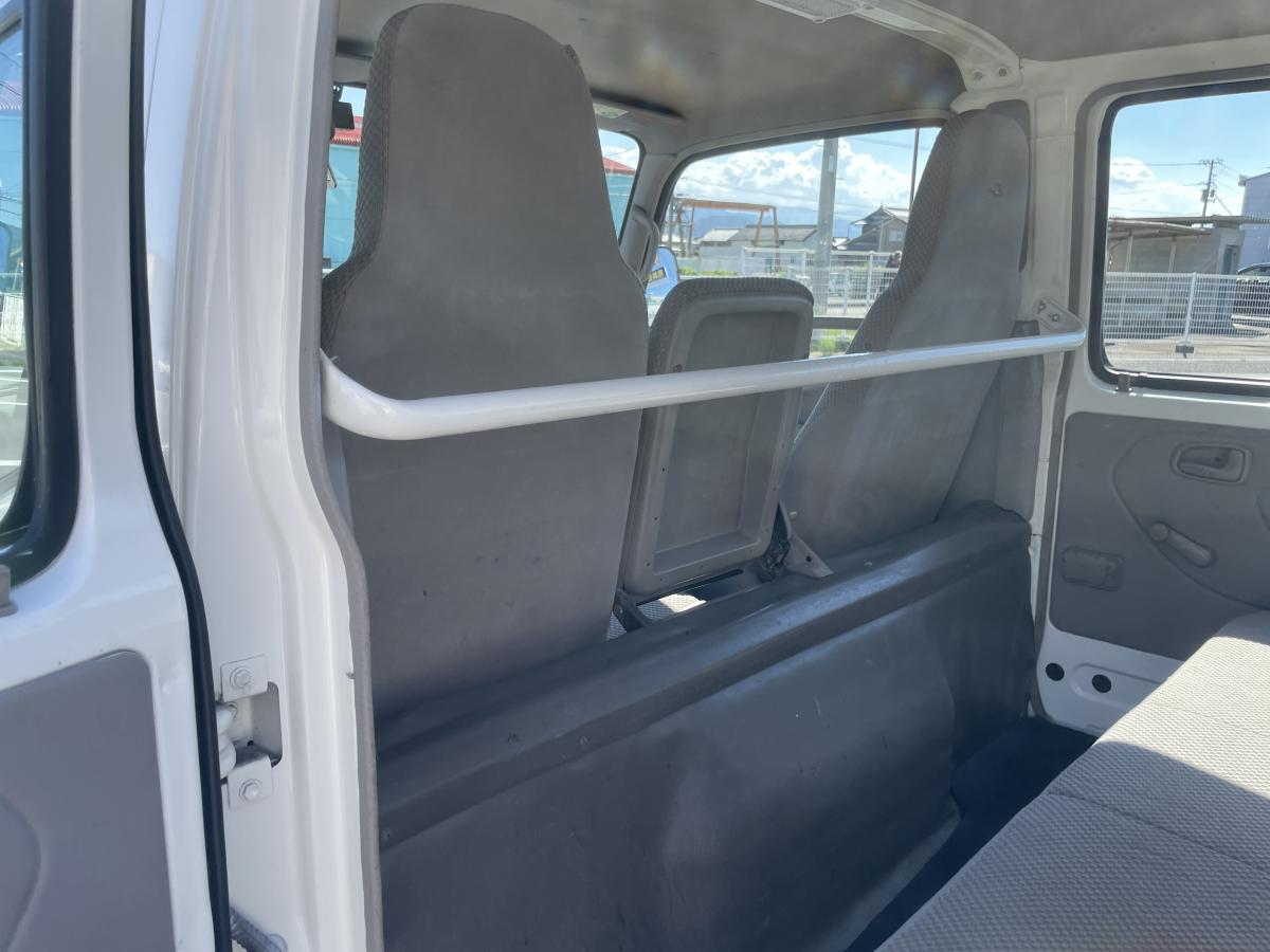 H17トヨエース Wキャブ アーム式パワーゲート ウインチ付|中古トラックの販売・買取・査定のアイナビ