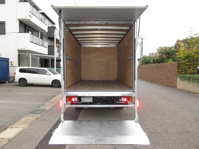 トヨタ バン車|中古トラックの販売・買取・査定のアイナビ