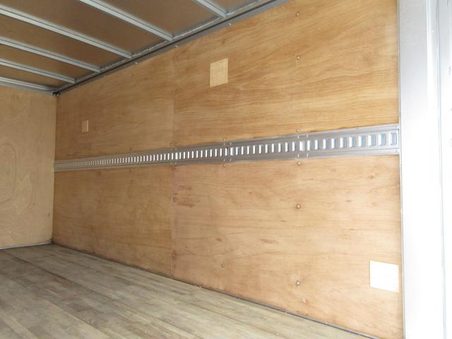 トヨタ バン車|中古トラックの販売・買取・査定のアイナビ