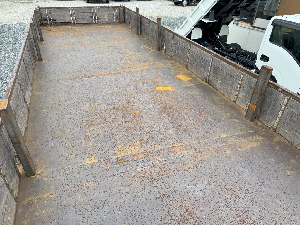 平成19年式☆ギガ2デフタダノZR503 3段ラジコンフックイン|中古トラックの販売・買取・査定のアイナビ