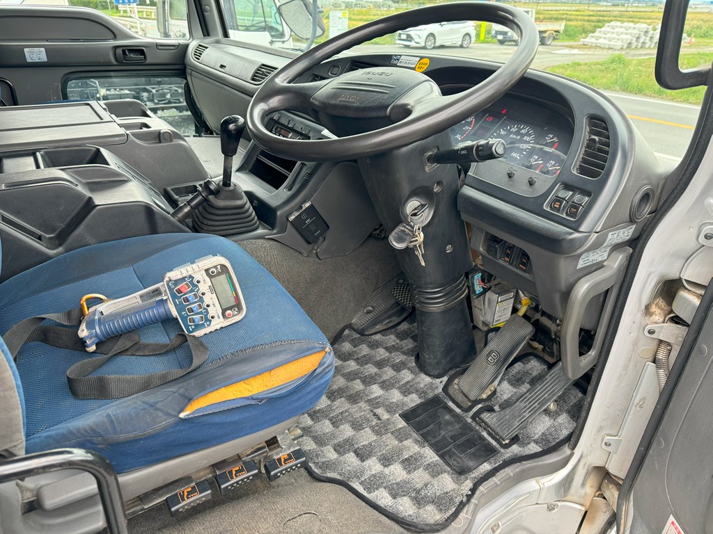 平成19年式☆ギガ2デフタダノZR503 3段ラジコンフックイン|中古トラックの販売・買取・査定のアイナビ