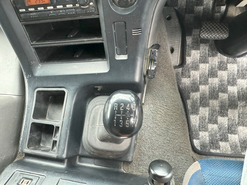 平成19年式☆ギガ2デフタダノZR503 3段ラジコンフックイン|中古トラックの販売・買取・査定のアイナビ