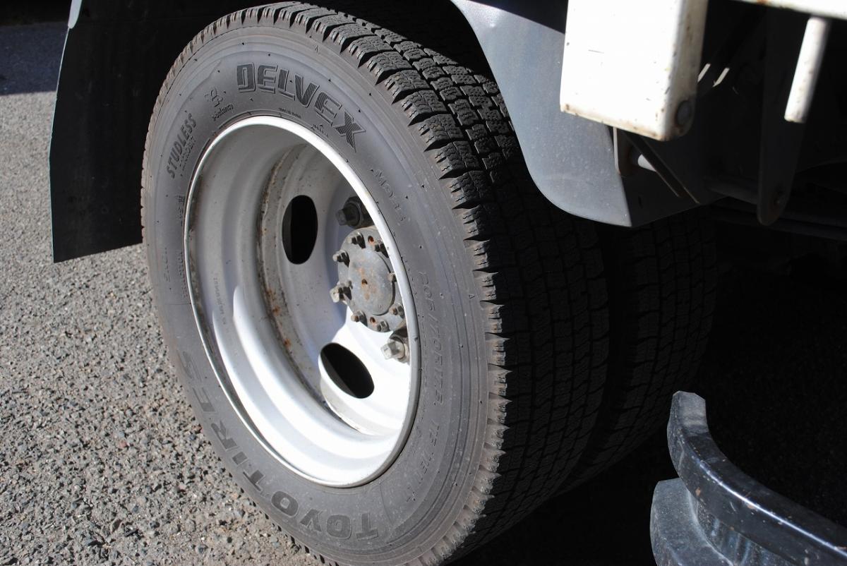 H30デュトロ ワイド超ロング PG付平ボディ 2t|中古トラックの販売・買取・査定のアイナビ