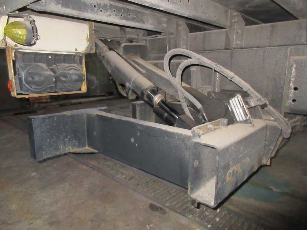 コンドル増トン7200アルミバンパワーゲート付き|中古トラックの販売・買取・査定のアイナビ