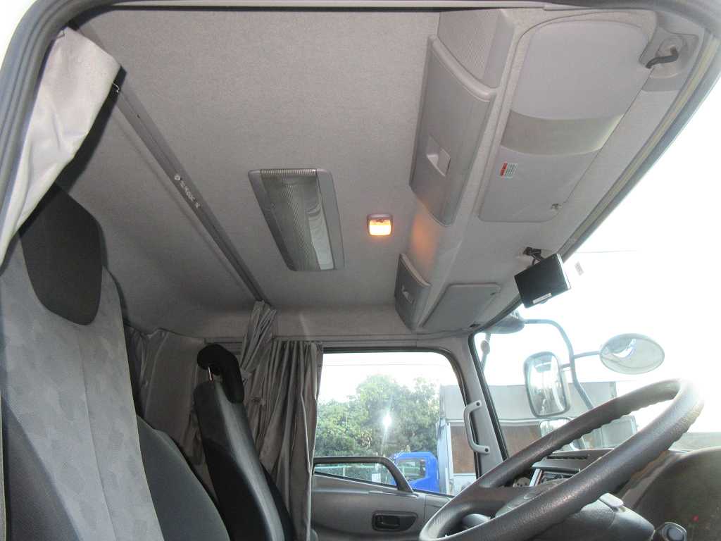 コンドル増トン7200アルミバンパワーゲート付き|中古トラックの販売・買取・査定のアイナビ