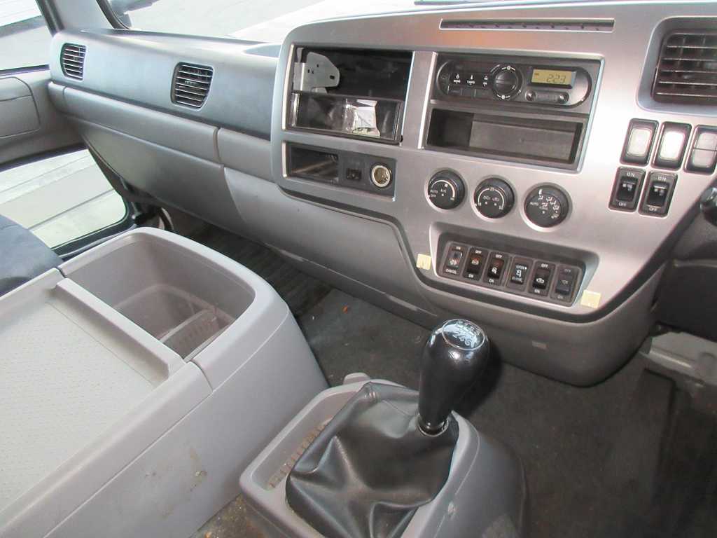 コンドル増トン7200アルミバンパワーゲート付き|中古トラックの販売・買取・査定のアイナビ