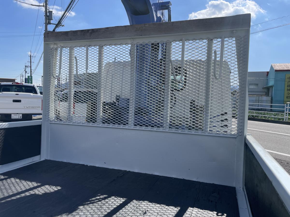 H18キャンター2t平ボディ 3段クレーンラジコン付|中古トラックの販売・買取・査定のアイナビ