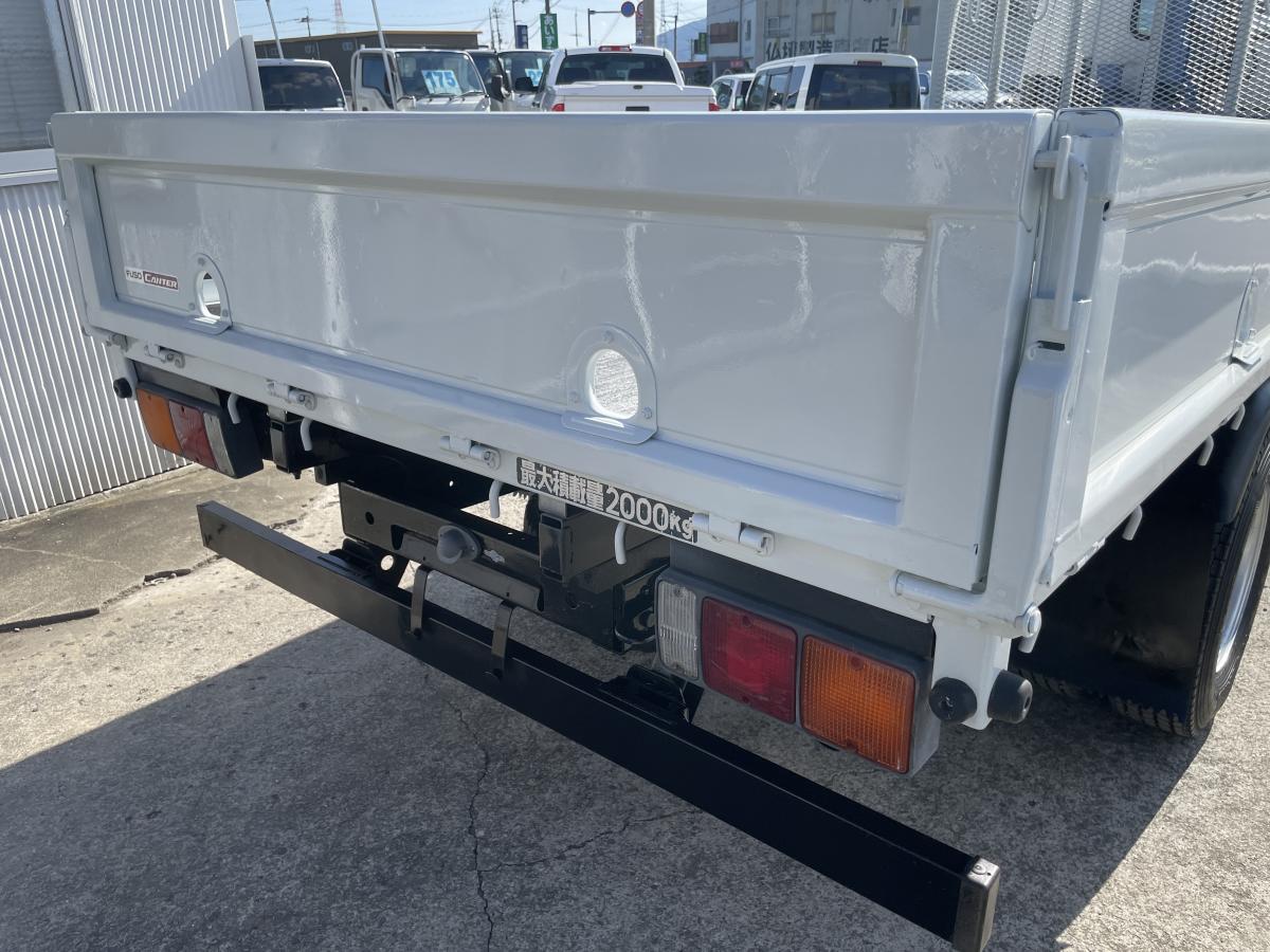 H18キャンター2t平ボディ 3段クレーンラジコン付|中古トラックの販売・買取・査定のアイナビ