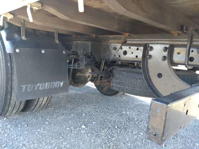 日野自動車デュトロ 2tヒラボディ ワイドロング 全低床|中古トラックの販売・買取・査定のアイナビ