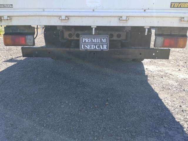 日野自動車デュトロ 2tヒラボディ ワイドロング 全低床|中古トラックの販売・買取・査定のアイナビ