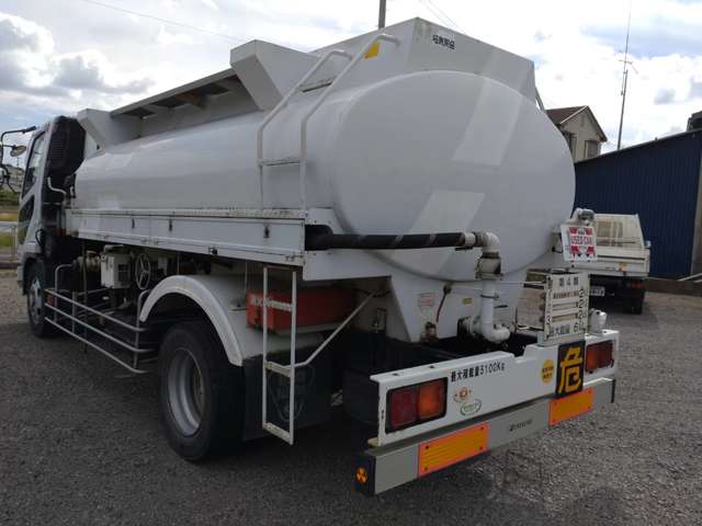 三菱ふそうファイター 増トン タンクローリー 6トン 3層6KL|中古トラックの販売・買取・査定のアイナビ