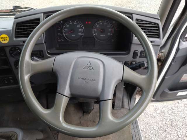 三菱ふそうファイター 増トン タンクローリー 6トン 3層6KL|中古トラックの販売・買取・査定のアイナビ