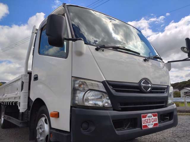 日野自動車 デュトロ　2トン平ボディ　ワイドロング　積載2000kg|中古トラックの販売・買取・査定のアイナビ