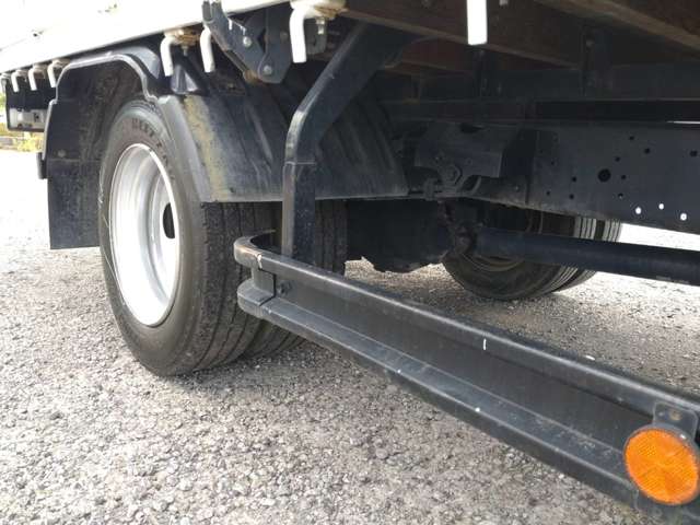 日野自動車 デュトロ　2トン平ボディ　ワイドロング　積載2000kg|中古トラックの販売・買取・査定のアイナビ