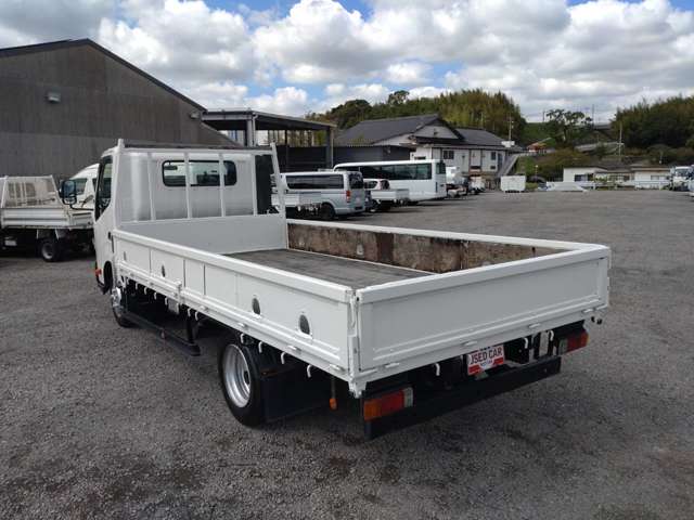 日野自動車 デュトロ　2トン平ボディ　ワイドロング　積載2000kg|中古トラックの販売・買取・査定のアイナビ