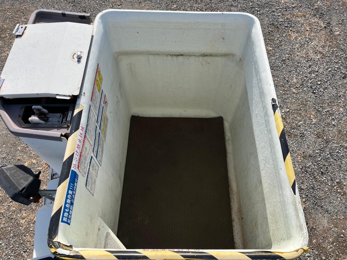 高所作業車4WDタダノ9.9m電工仕様FRPバケット200kg|中古トラックの販売・買取・査定のアイナビ