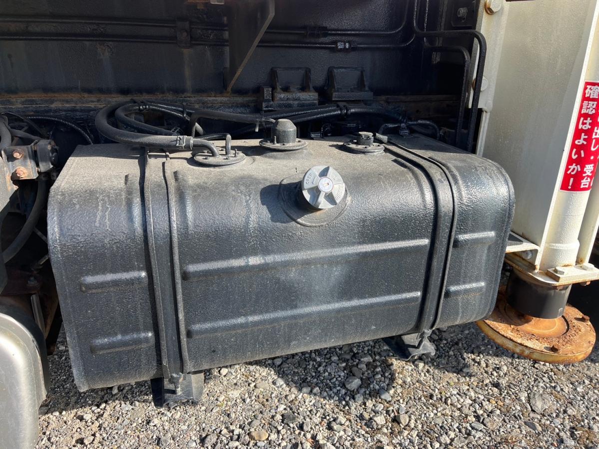 高所作業車4WDタダノ9.9m電工仕様FRPバケット200kg|中古トラックの販売・買取・査定のアイナビ