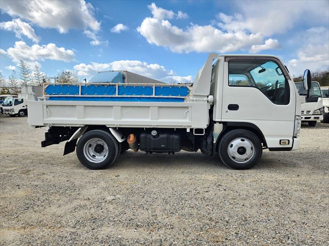 H26年 いすゞ エルフ3t低床ダンプ|中古トラックの販売・買取・査定のアイナビ