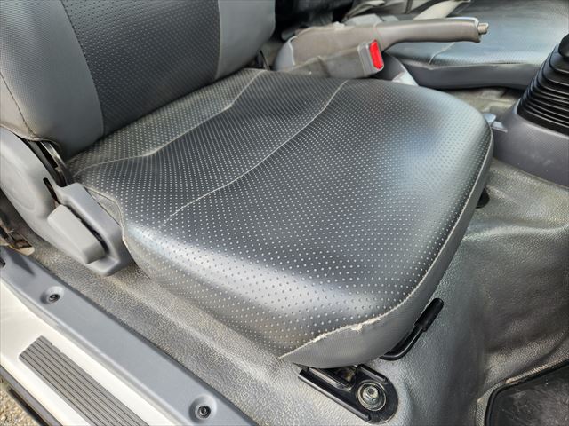 H26年 いすゞ エルフ3t低床ダンプ|中古トラックの販売・買取・査定のアイナビ