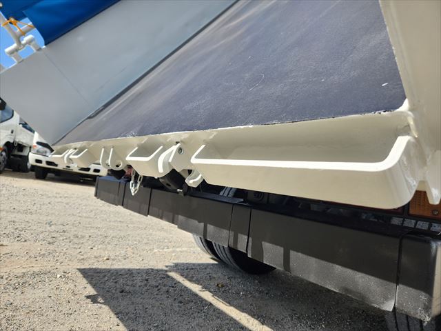 H26年 いすゞ エルフ3t低床ダンプ|中古トラックの販売・買取・査定のアイナビ