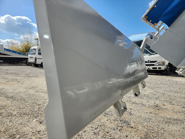 H26年 いすゞ エルフ3t低床ダンプ|中古トラックの販売・買取・査定のアイナビ