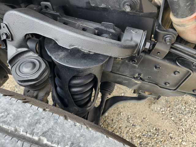 H26年 いすゞ エルフ3t低床ダンプ|中古トラックの販売・買取・査定のアイナビ