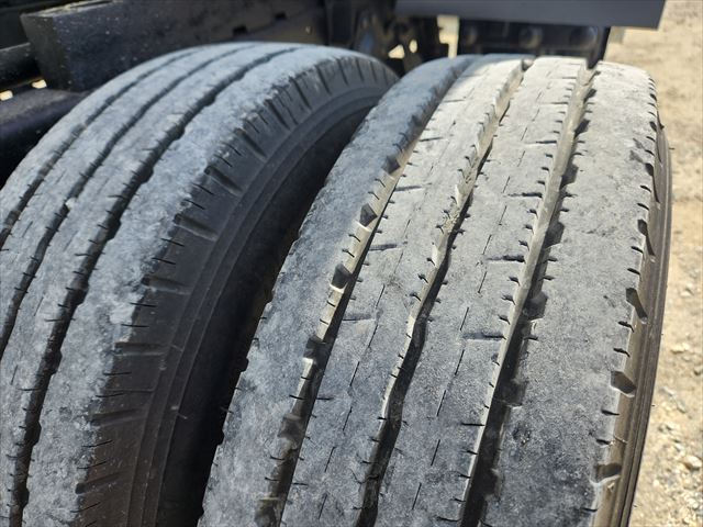 H26年 いすゞ エルフ3t低床ダンプ|中古トラックの販売・買取・査定のアイナビ