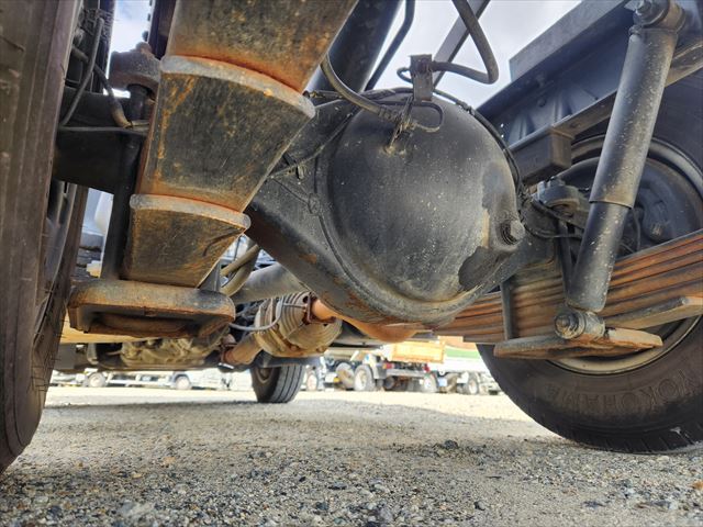 H26年 いすゞ エルフ3t低床ダンプ|中古トラックの販売・買取・査定のアイナビ