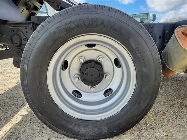 H26年 いすゞ エルフ3t低床ダンプ|中古トラックの販売・買取・査定のアイナビ