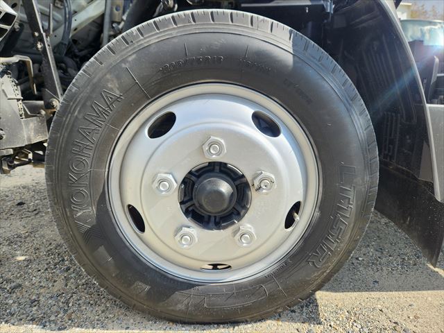 H26年 いすゞ エルフ3t低床ダンプ|中古トラックの販売・買取・査定のアイナビ