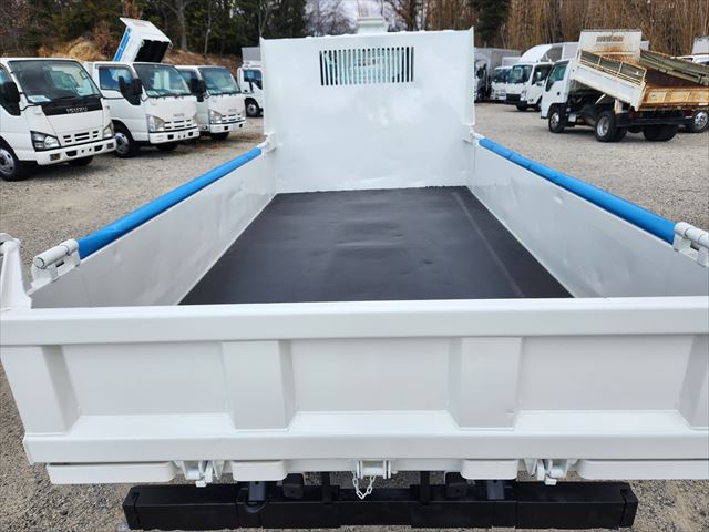 H26年 いすゞ エルフ3t低床ダンプ|中古トラックの販売・買取・査定のアイナビ