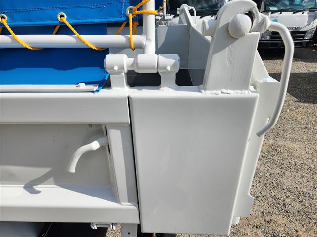 H26年 いすゞ エルフ3t低床ダンプ|中古トラックの販売・買取・査定のアイナビ