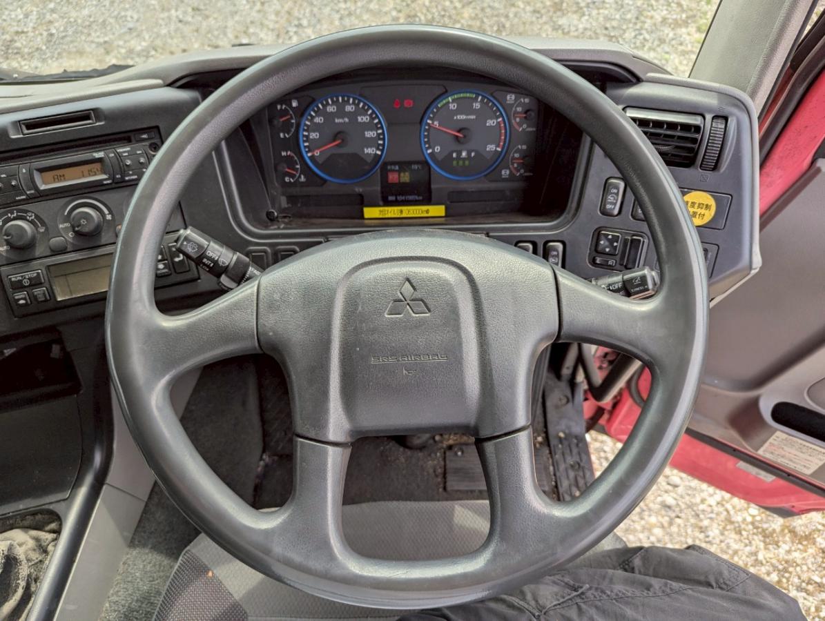 冷蔵冷凍車低温サブエンジン総輪エアサスベッド付格納PG|中古トラックの販売・買取・査定のアイナビ