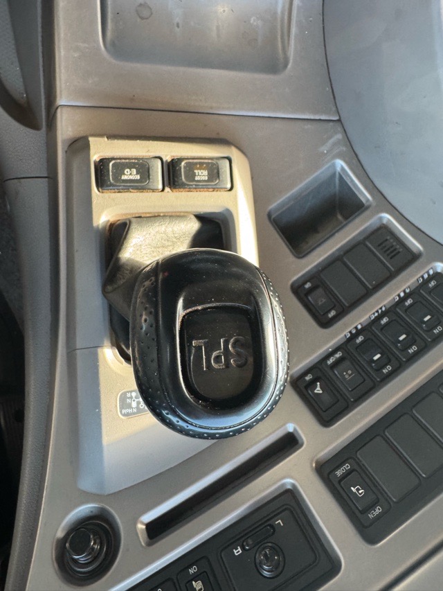 UDクオン平ボデATリーフサス車検たっぷりフジタボデー材木ローラ|中古トラックの販売・買取・査定のアイナビ