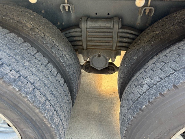 UDクオン平ボデATリーフサス車検たっぷりフジタボデー材木ローラ|中古トラックの販売・買取・査定のアイナビ