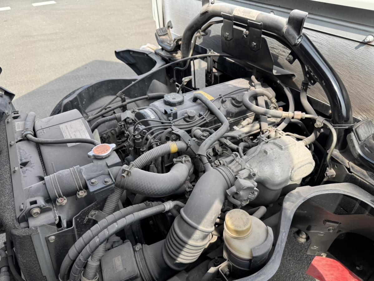 平成16年キャンターガッツマニュアル5速車両総重量3500kg|中古トラックの販売・買取・査定のアイナビ