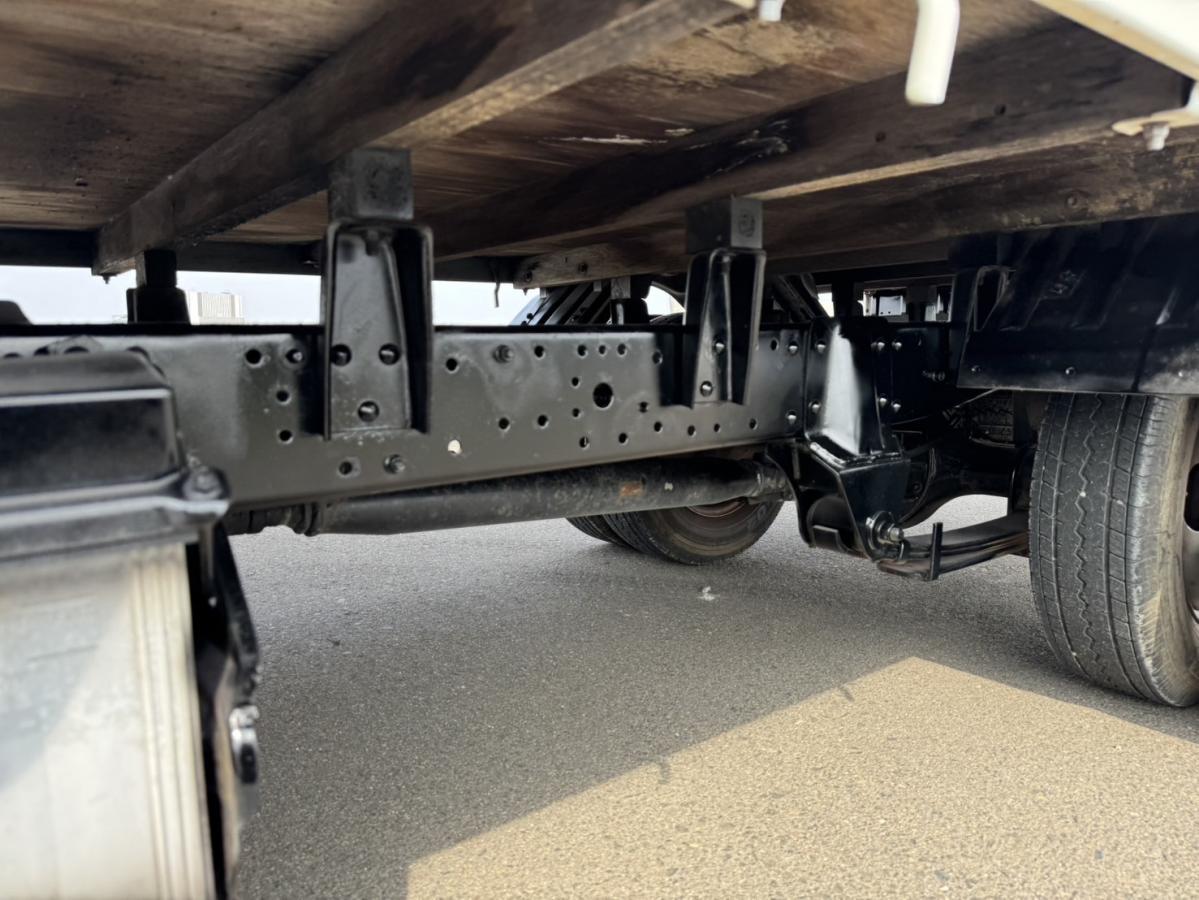 平成16年キャンターガッツマニュアル5速車両総重量3500kg|中古トラックの販売・買取・査定のアイナビ