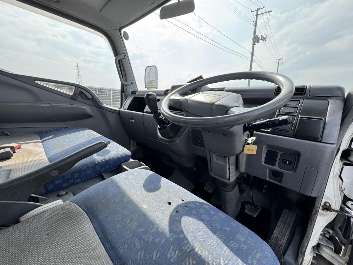 平成16年キャンターガッツマニュアル5速車両総重量3500kg|中古トラックの販売・買取・査定のアイナビ