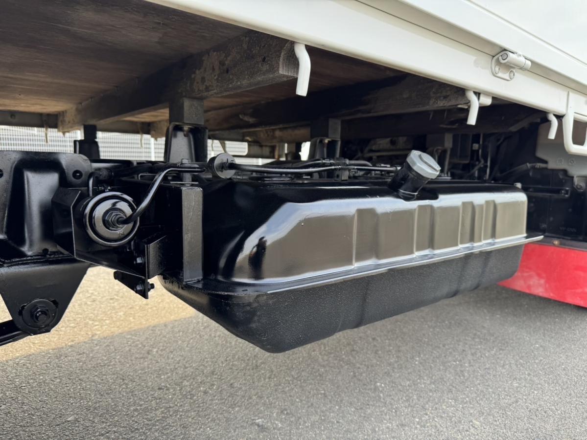 平成16年キャンターガッツマニュアル5速車両総重量3500kg|中古トラックの販売・買取・査定のアイナビ