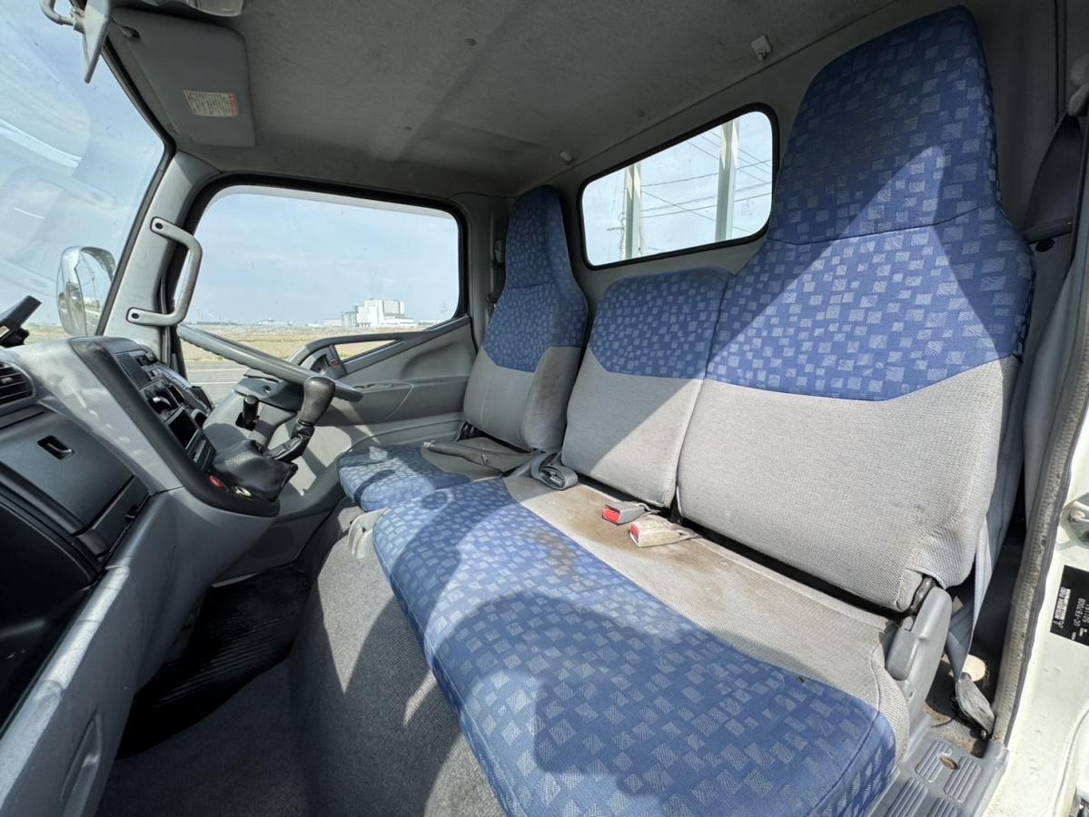 平成16年キャンターガッツマニュアル5速車両総重量3500kg|中古トラックの販売・買取・査定のアイナビ