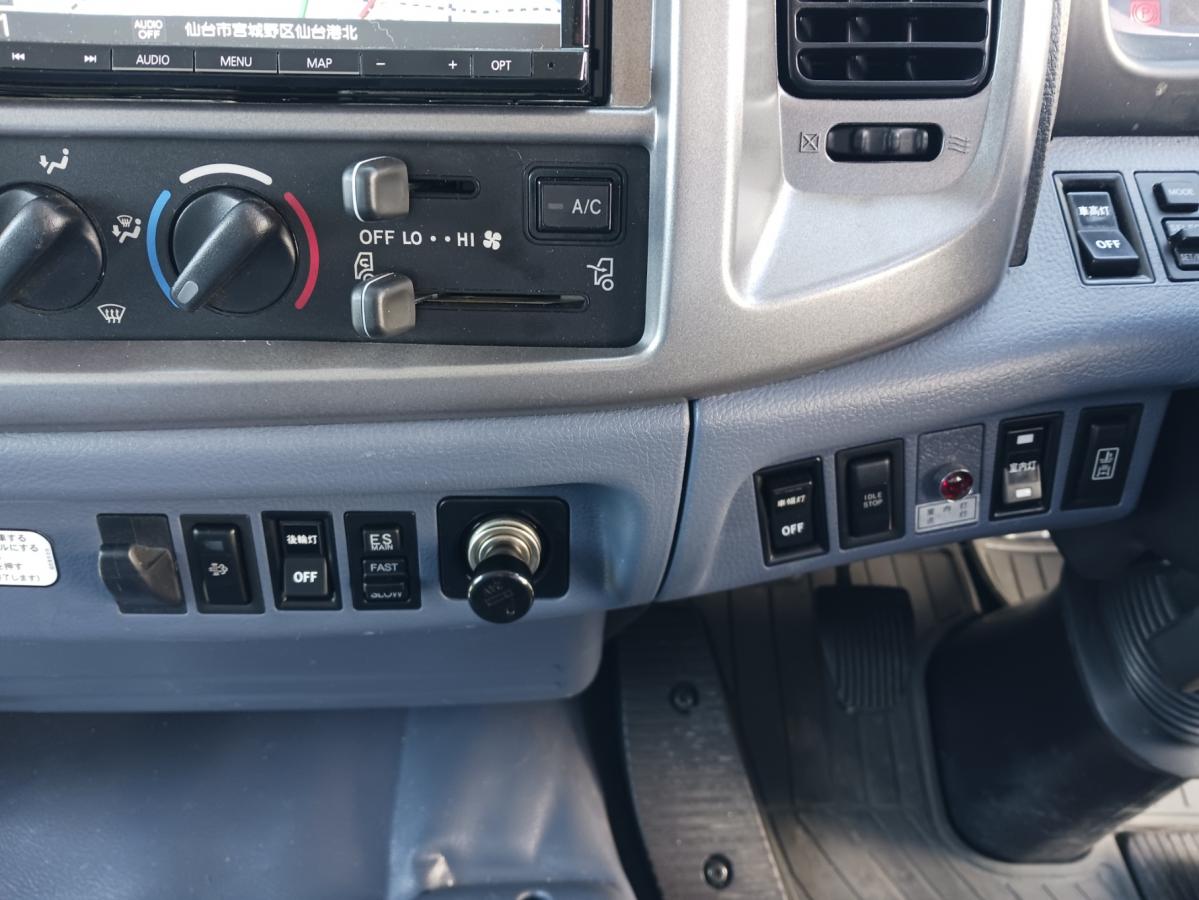 距離少ない2万km、ゲートバン、7人乗り|中古トラックの販売・買取・査定のアイナビ