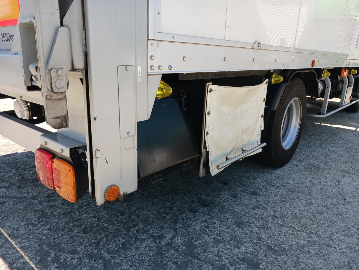 距離少ない2万km、ゲートバン、7人乗り|中古トラックの販売・買取・査定のアイナビ