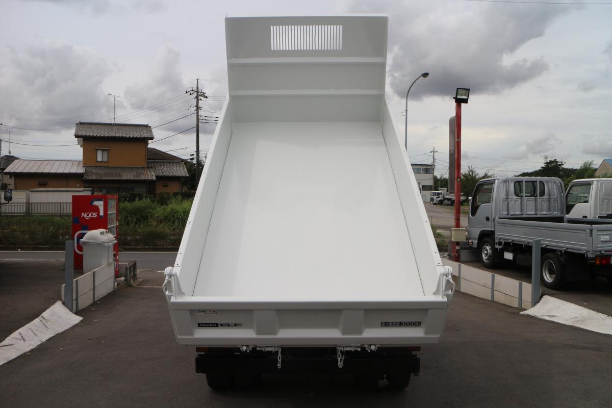 H24 エルフ 低床ダンプ 3T|中古トラックの販売・買取・査定のアイナビ