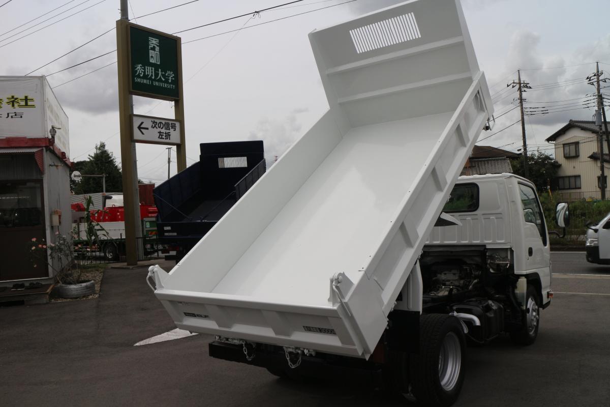 H24 エルフ 低床ダンプ 3T|中古トラックの販売・買取・査定のアイナビ
